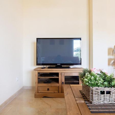 2261-Superb Apt On The Beach, On Duquesa Harbour Manilva Exterior photo