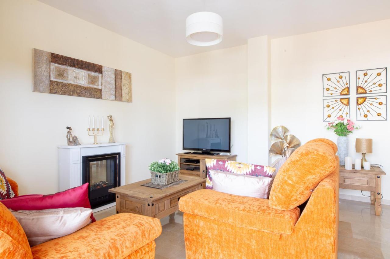 2261-Superb Apt On The Beach, On Duquesa Harbour Manilva Exterior photo