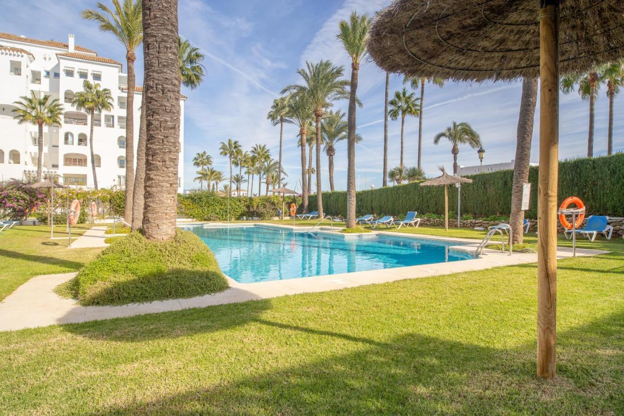 2261-Superb Apt On The Beach, On Duquesa Harbour Manilva Exterior photo