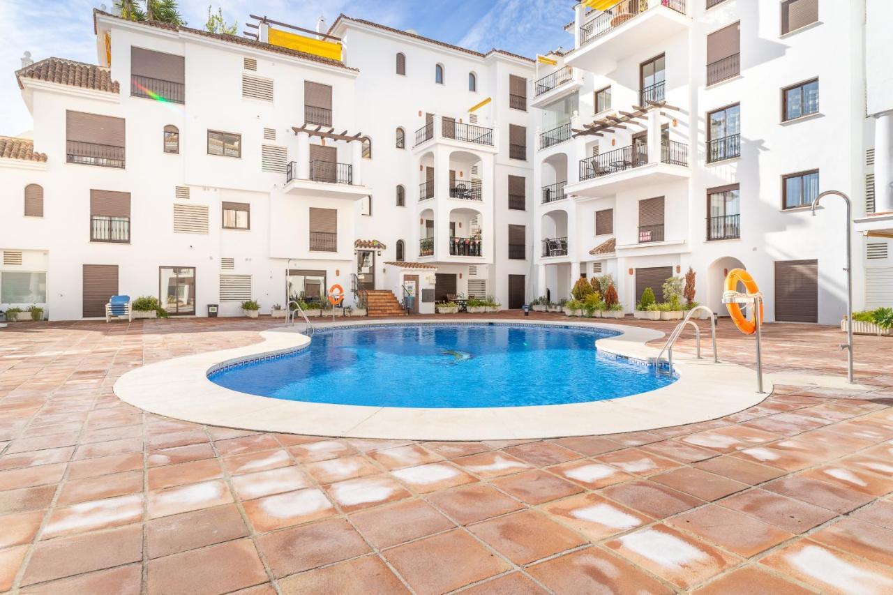 2261-Superb Apt On The Beach, On Duquesa Harbour Manilva Exterior photo