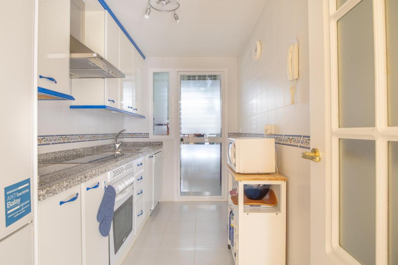 2261-Superb Apt On The Beach, On Duquesa Harbour Manilva Exterior photo